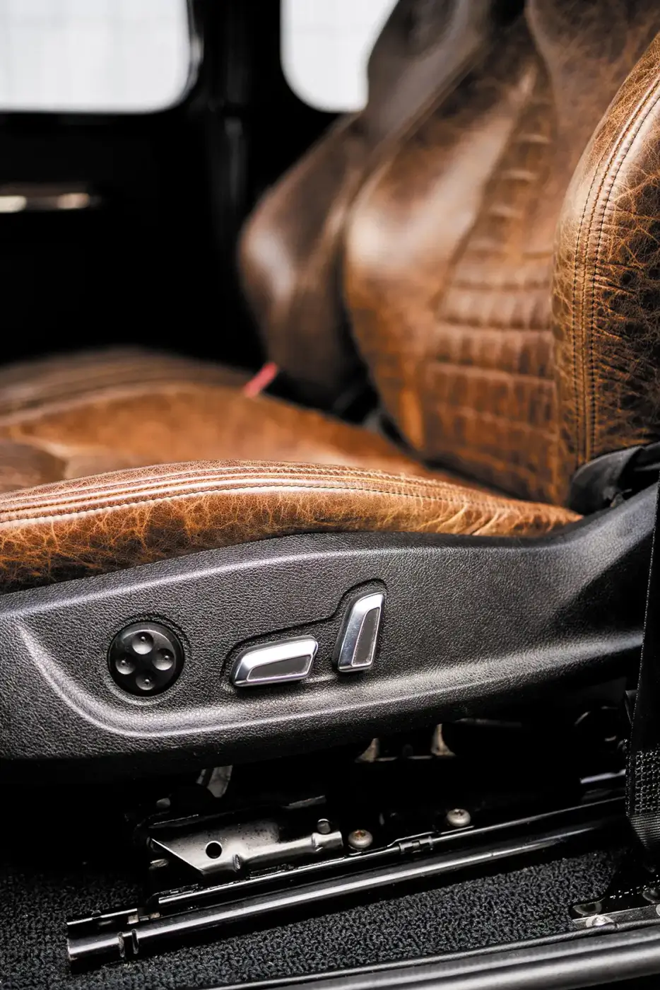 5.9L Cummins Power Wagon